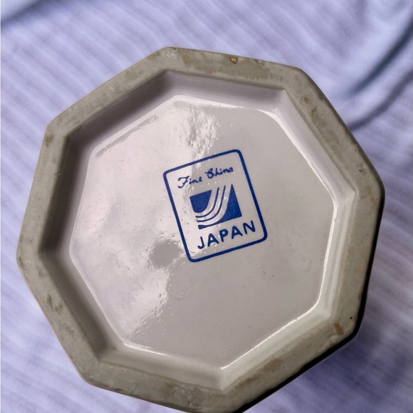 Vintage Fine China vase with floral motif porcelain made in Japan - Picture 5 of 6